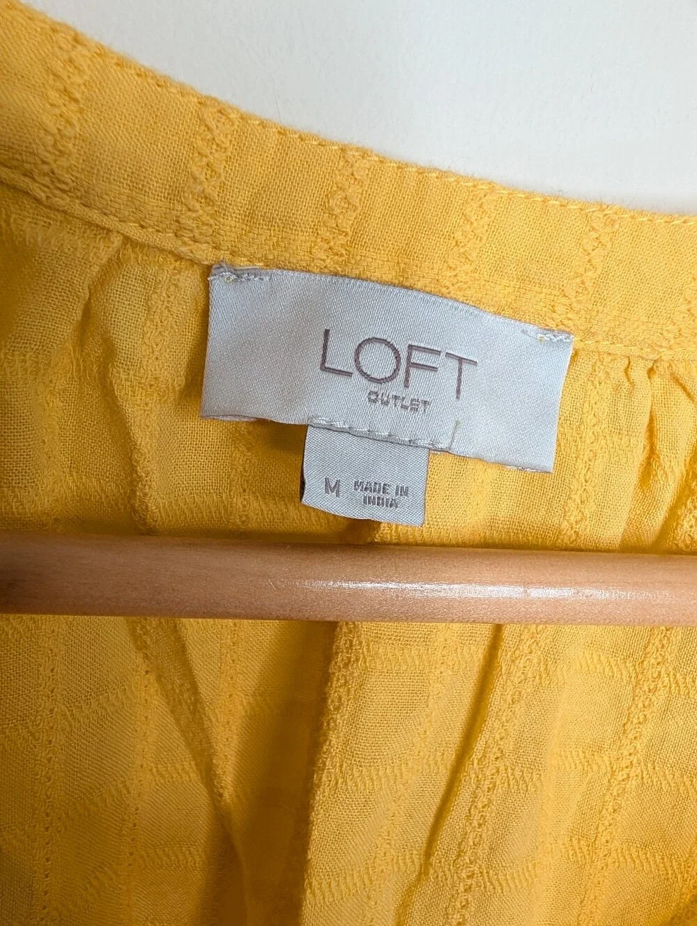 LOFT Outlet Yellow Textured Peplum Top Womens M Puff Sleeve Split V-Neck Boho